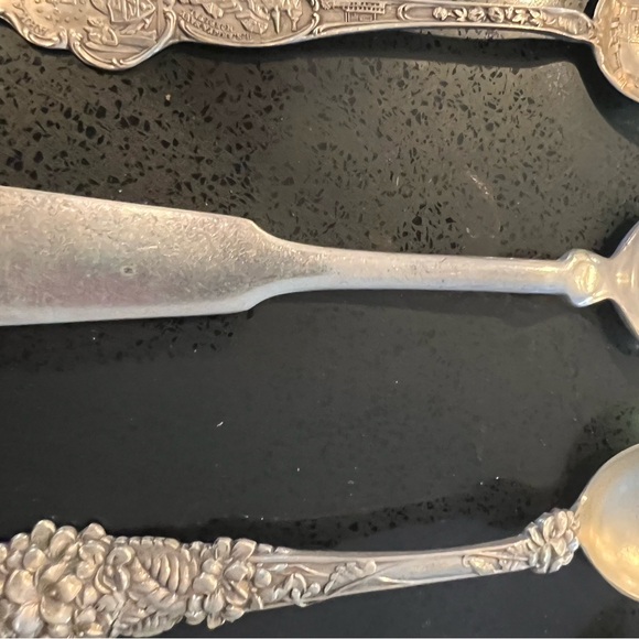 Huge Lot of Antique and Souvenir Sterling Silver Spoons - Picture 16 of 16